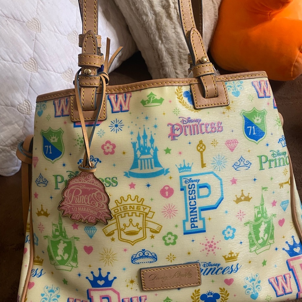 Dooney & Bourke Disney 1/2 marathon Princess Cream Tote Bag 2012